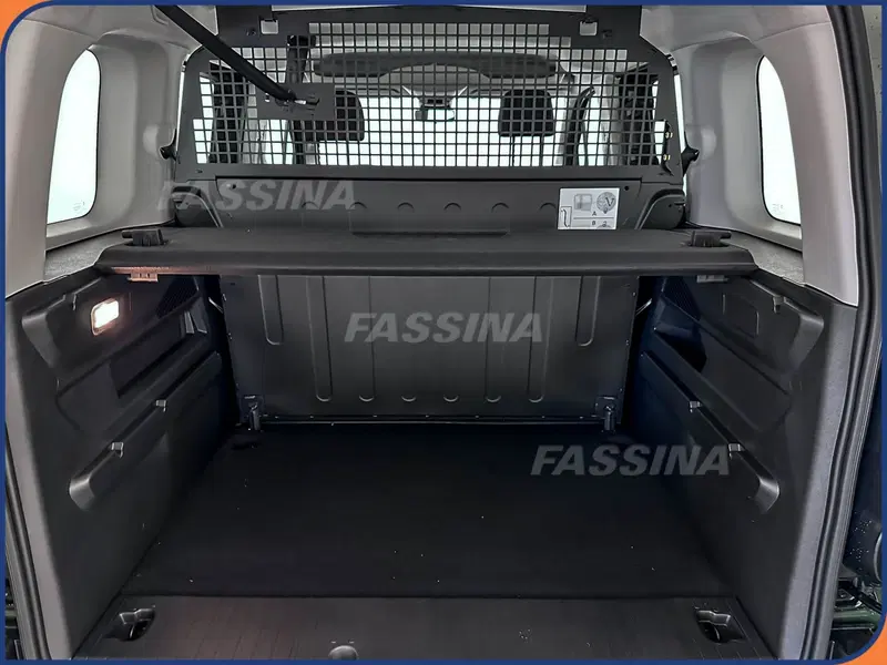 Opel Combo Furgone nuova a Milano (10)