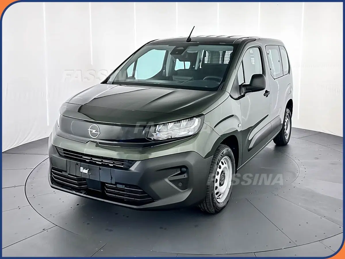 Opel Combo Furgone nuova a Milano (3)