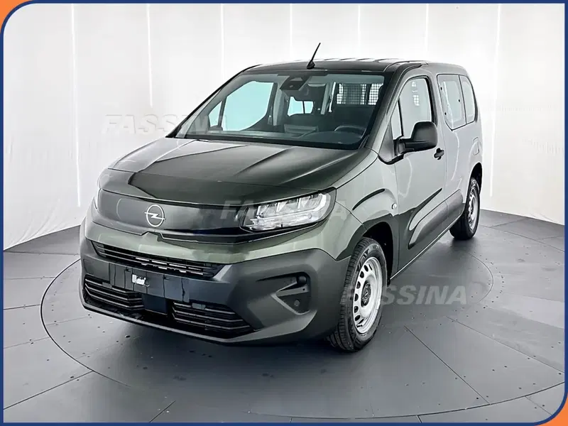 Opel Combo Furgone nuova a Milano (3)