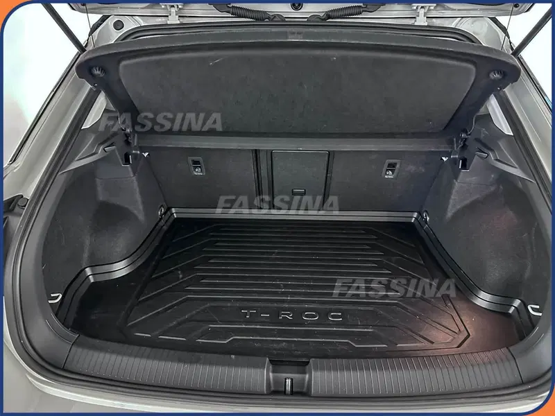 Volkswagen T-Roc usata a Milano (11)
