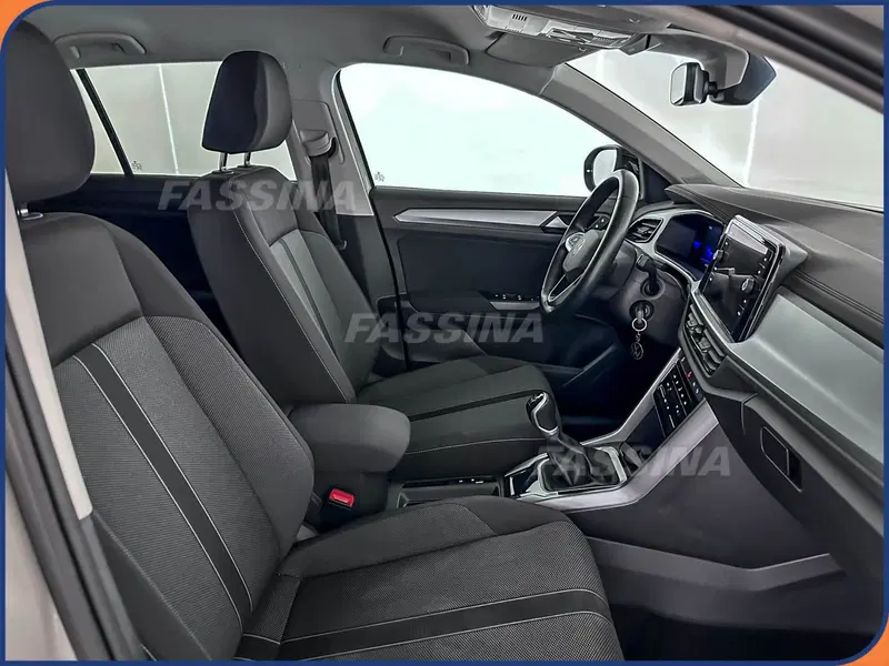 Volkswagen T-Roc usata a Milano (13)