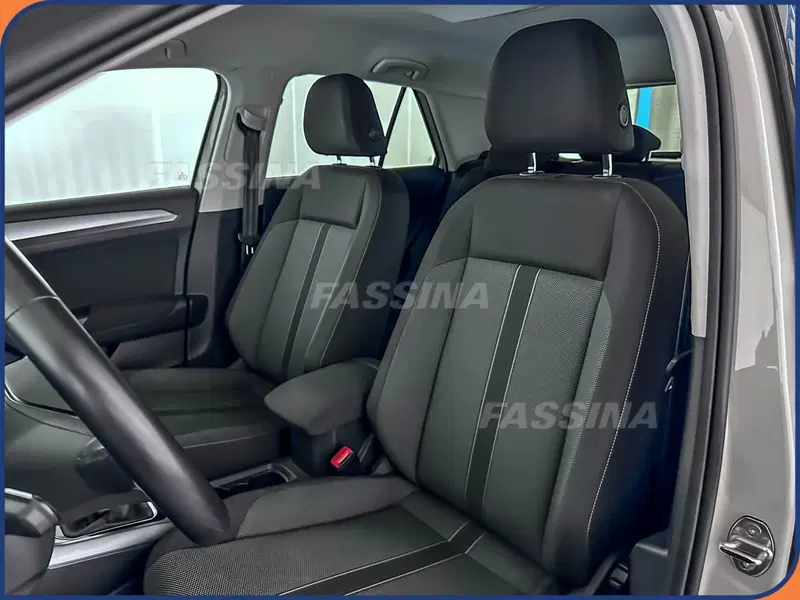 Volkswagen T-Roc usata a Milano (8)