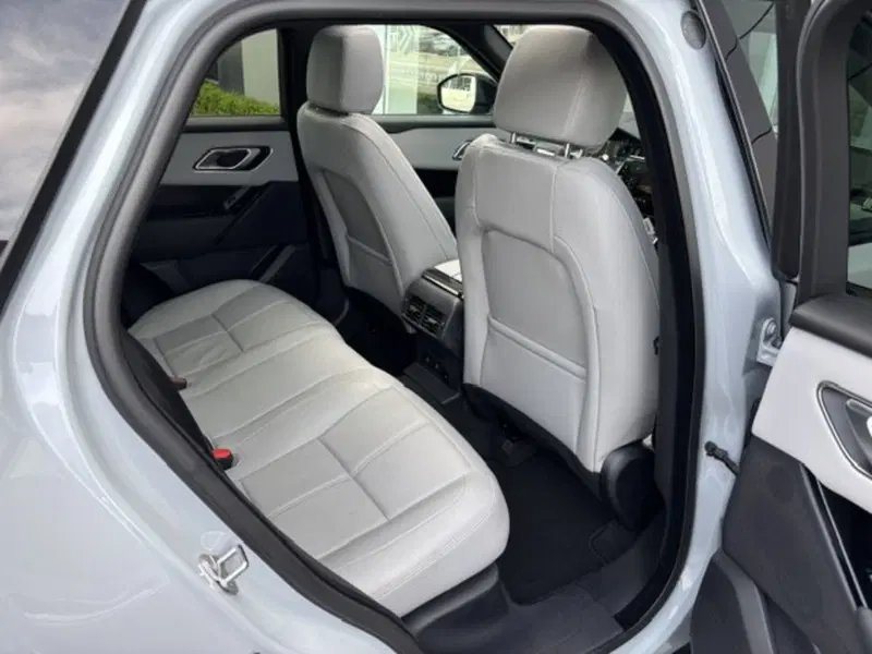 Land Rover Range Rover Velar usata a Pesaro-Urbino (5)