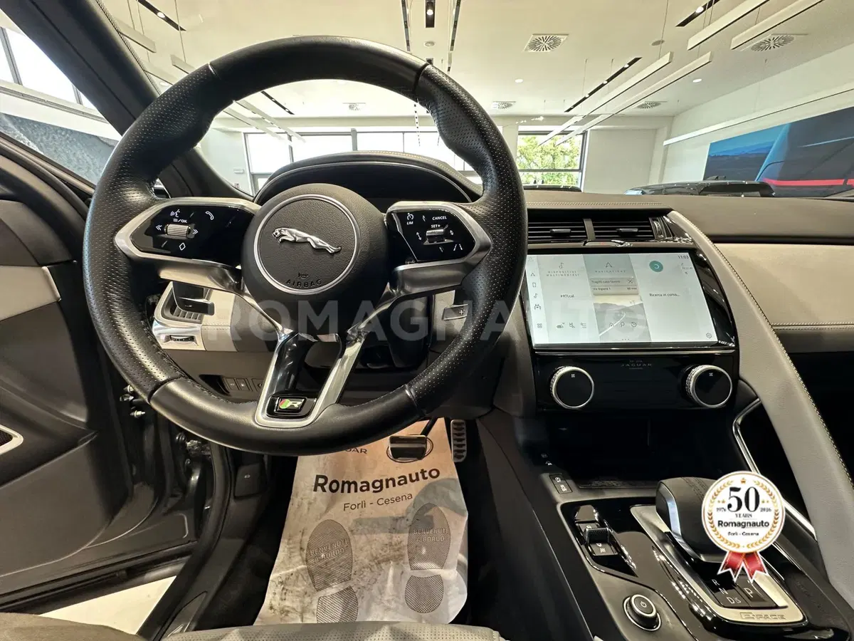 Jaguar E-Pace usata a Forlì-Cesena (16)
