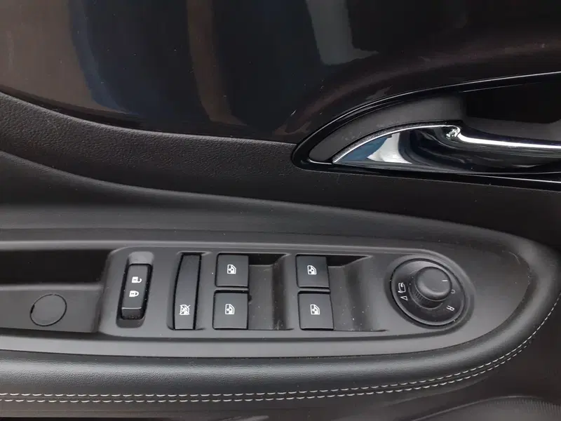 Opel Mokka usata a Modena (8)