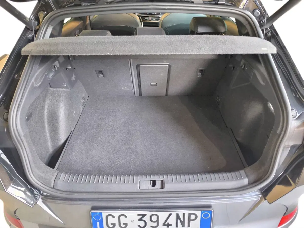 Cupra Formentor usata a Udine (15)