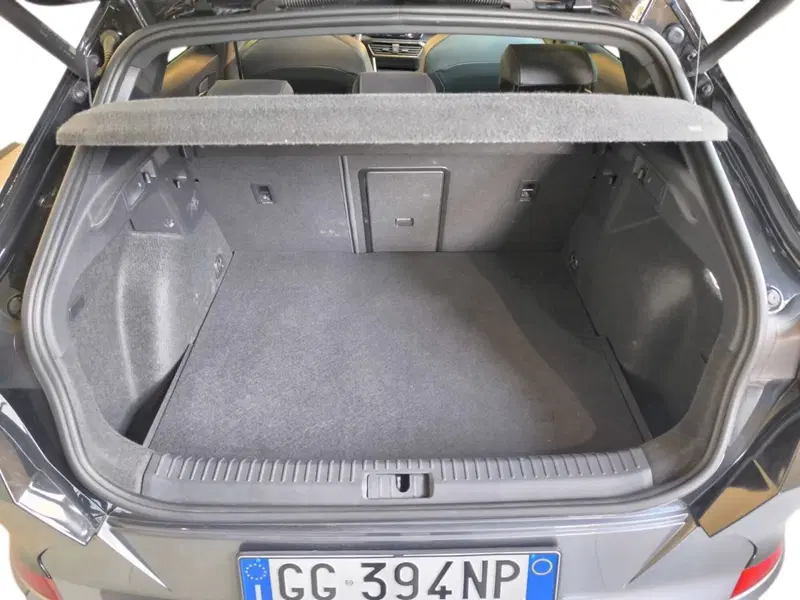 Cupra Formentor usata a Udine (15)