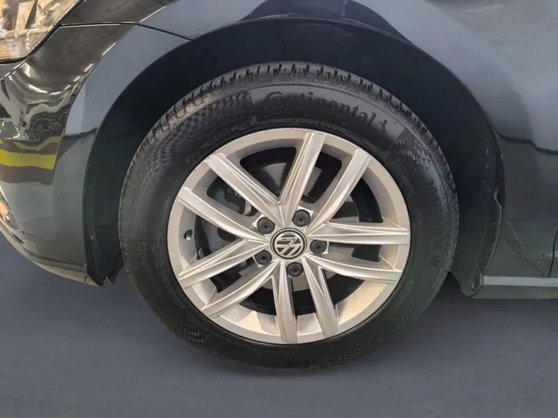 Volkswagen Golf usata a Udine (7)