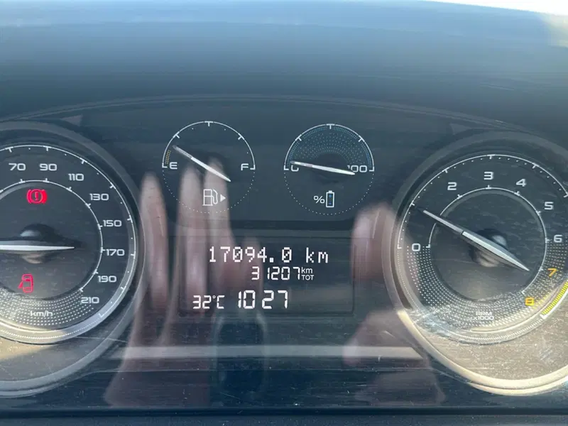 Lancia Ypsilon usata a Roma (15)