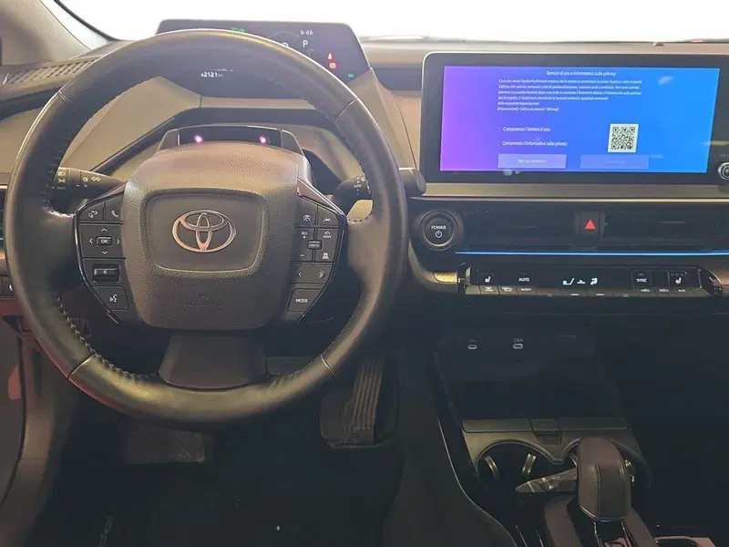 Toyota Prius usata a Messina (8)