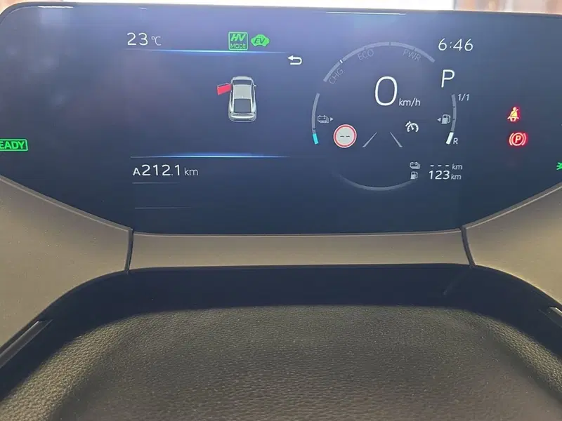 Toyota Prius usata a Messina (9)