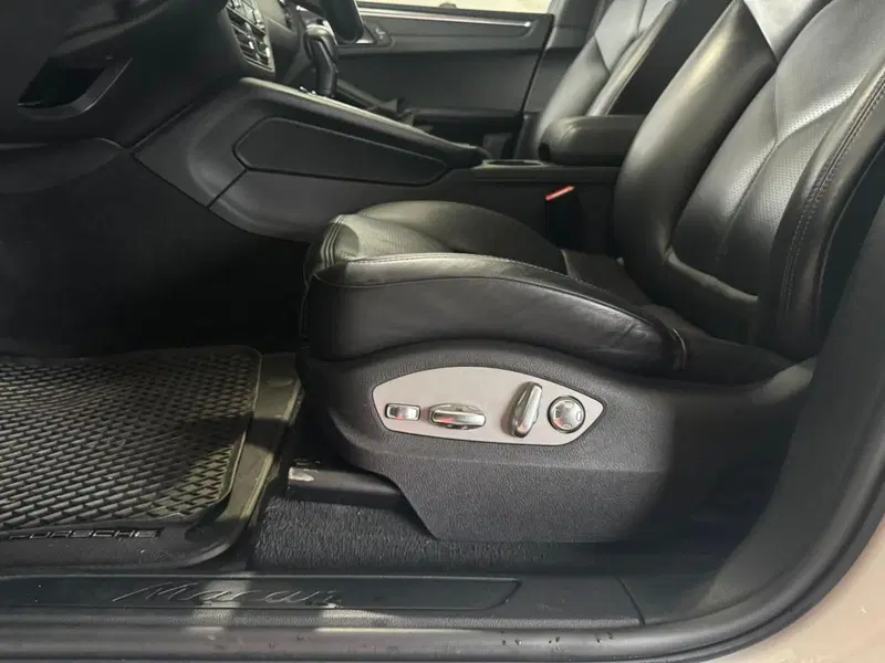 Porsche Macan usata a Firenze (13)
