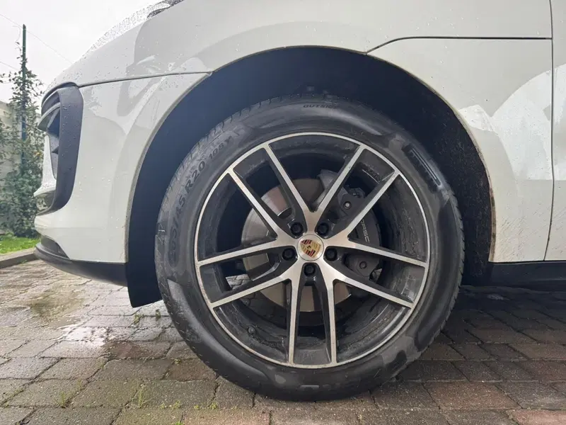 Porsche Macan usata a Firenze (8)