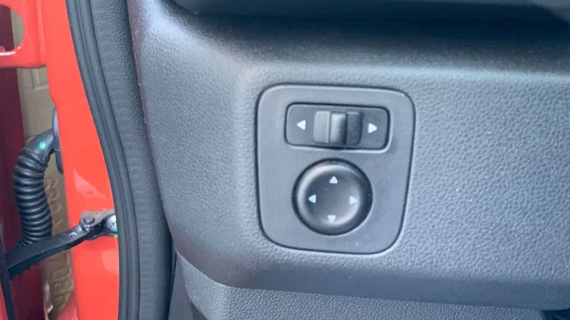Dacia Spring usata a Padova (16)