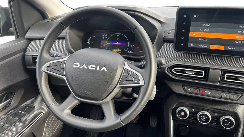 Dacia Jogger usata a Padova (8)