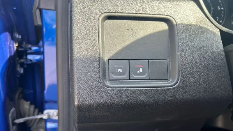 Dacia Duster usata a Padova (12)