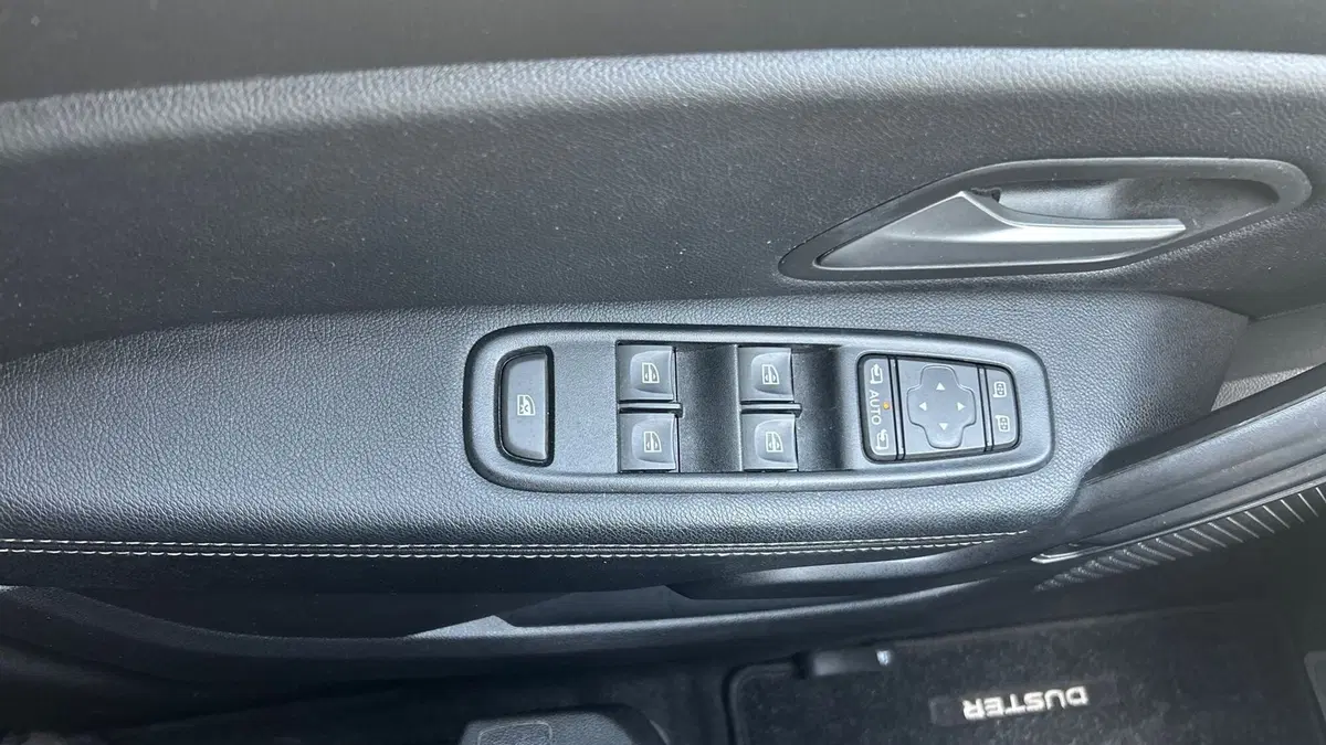 Dacia Duster usata a Padova (13)