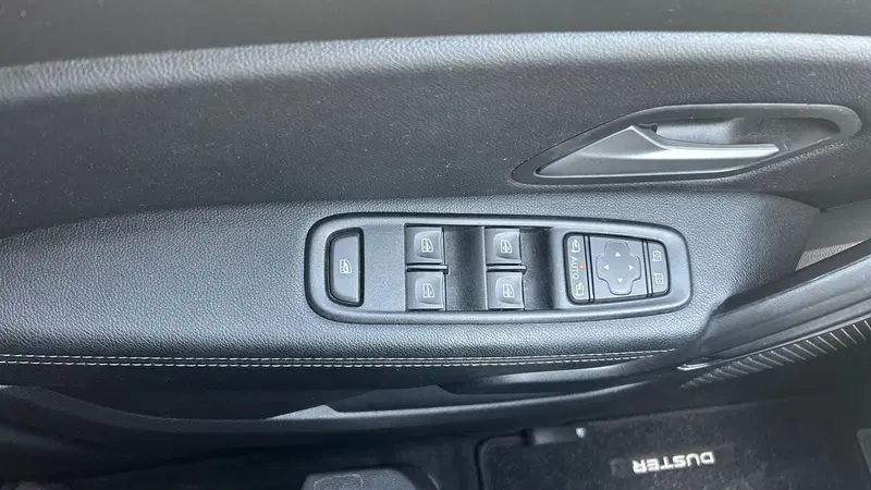 Dacia Duster usata a Padova (13)