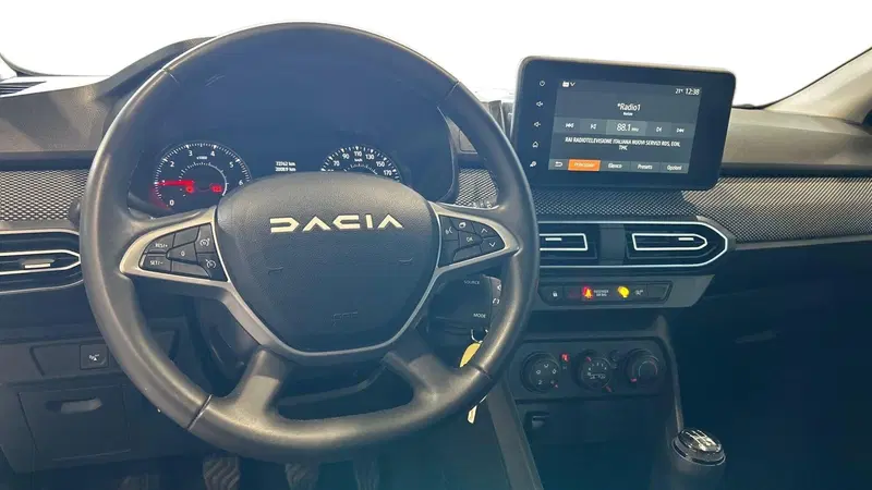 Dacia Sandero usata a Padova (8)