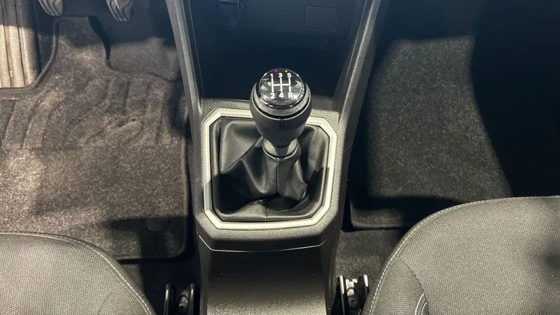 Dacia Sandero usata a Padova (9)