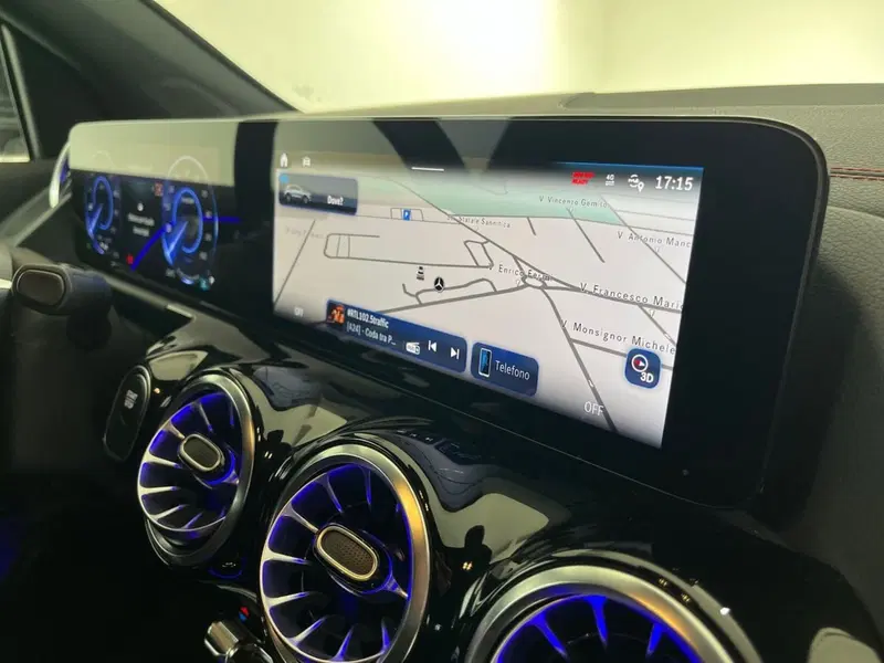 Mercedes-Benz EQA usata a Napoli (13)