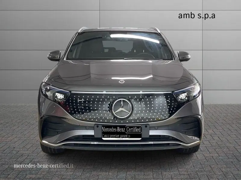 Mercedes-Benz EQA usata a Napoli (3)