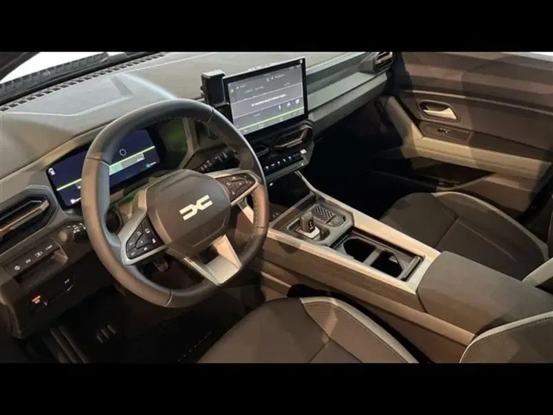 Dacia Bigster nuova a Firenze (10)