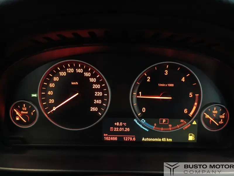 BMW Serie 5 Touring usata a Varese (12)
