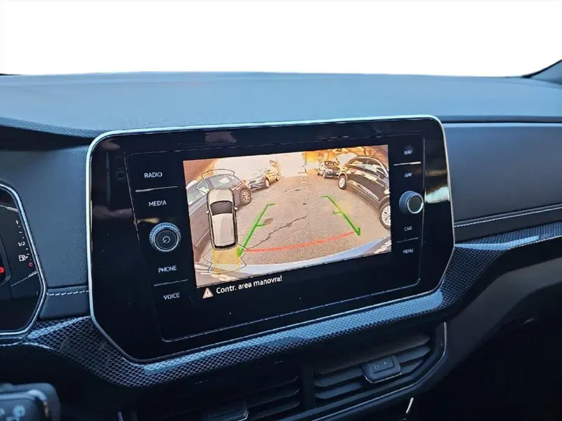 Volkswagen T-Cross usata a Lecco (16)