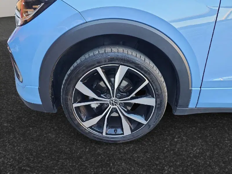 Volkswagen T-Cross usata a Lecco (18)