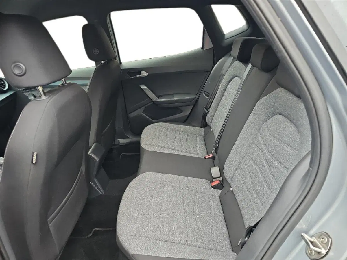 SEAT Arona usata a Lecco (12)