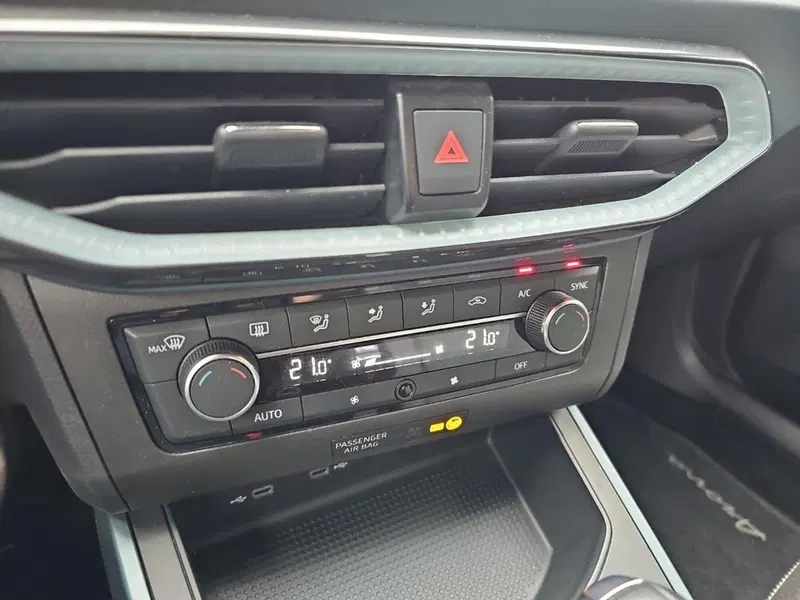 SEAT Arona usata a Lecco (13)