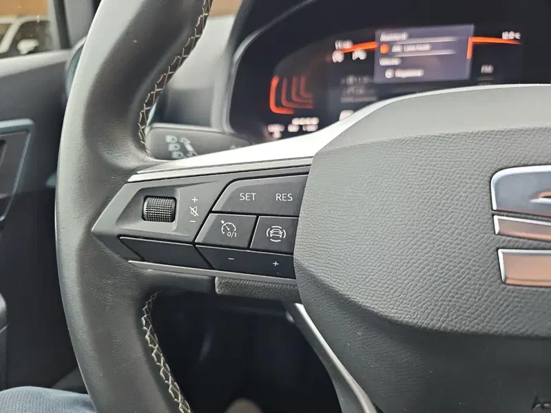 SEAT Arona usata a Lecco (17)