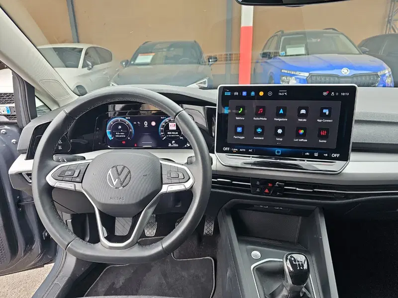 Volkswagen Golf usata a Lecco (12)