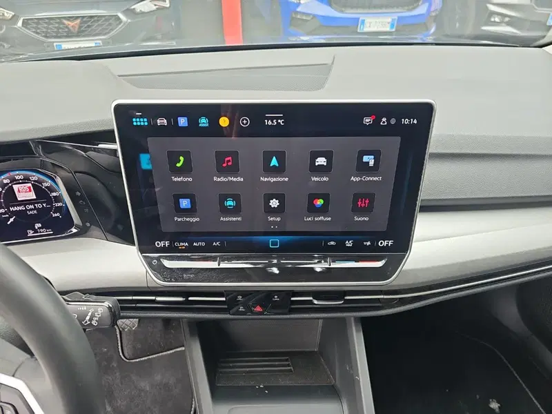 Volkswagen Golf usata a Lecco (13)