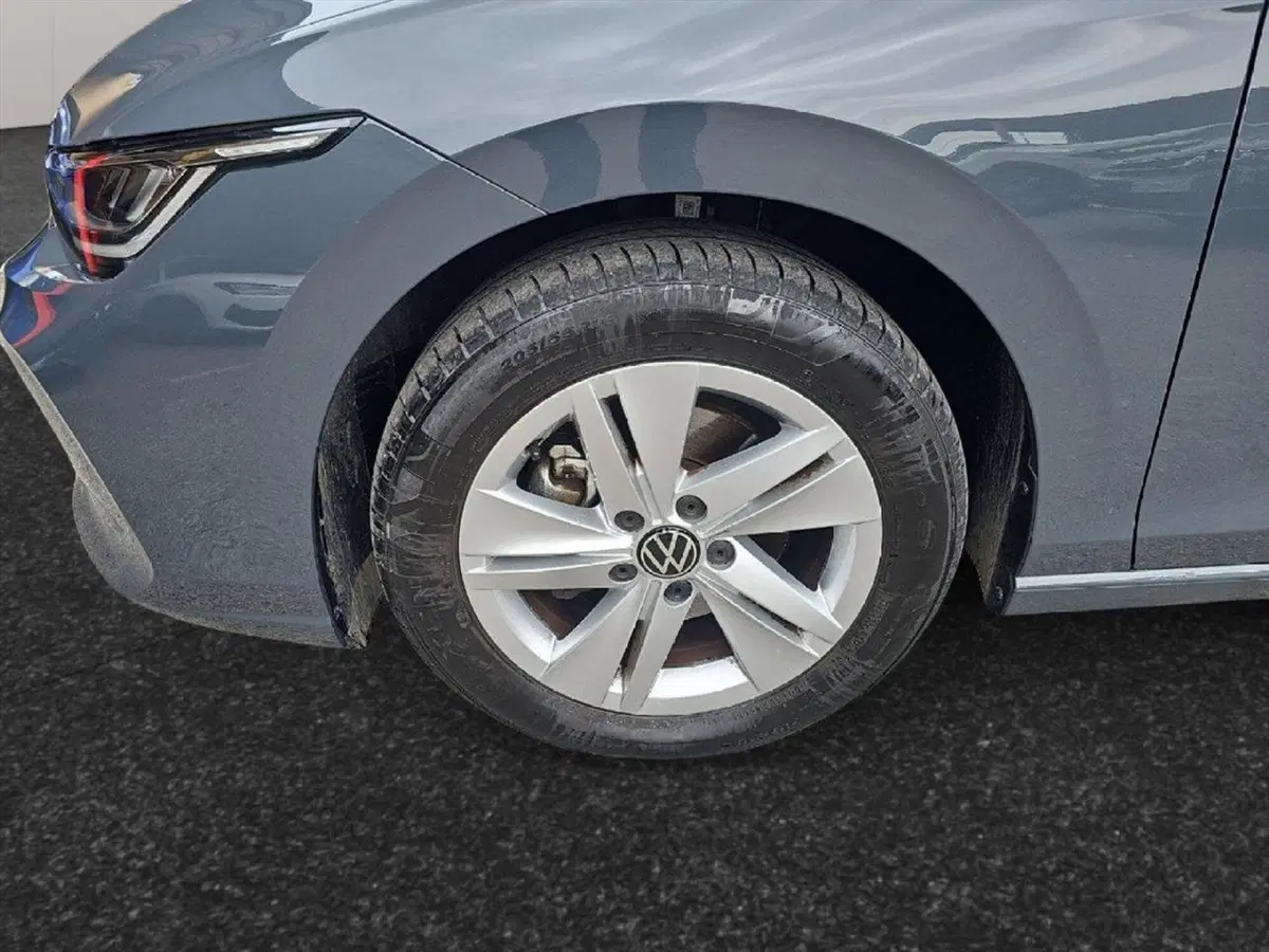 Volkswagen Golf usata a Lecco (17)