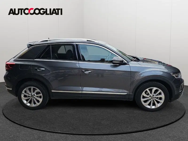Volkswagen T-Roc usata a Lecco (8)