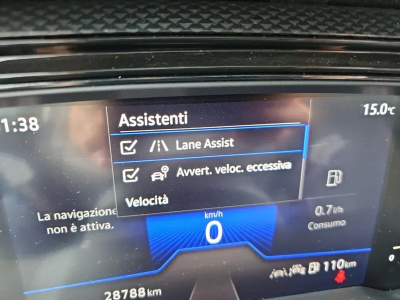 Volkswagen Taigo usata a Lecco (14)