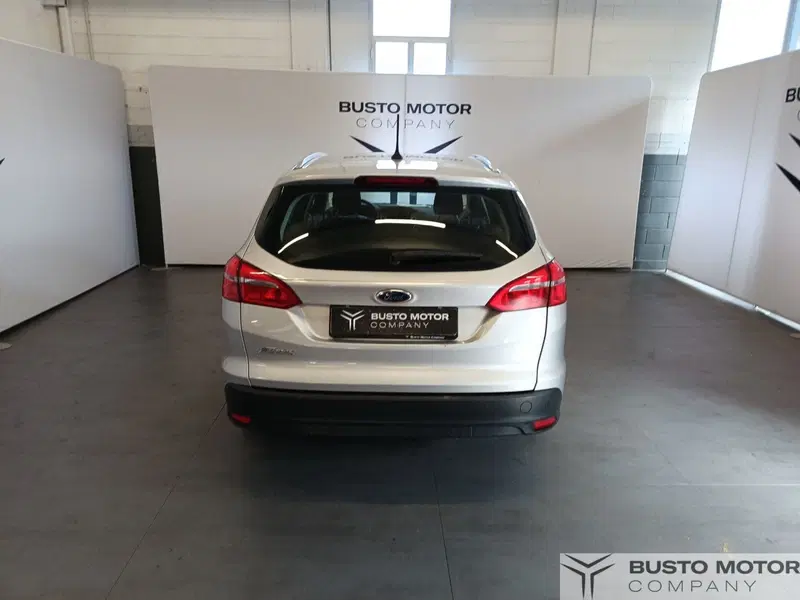Ford Focus Station Wagon usata a Varese (5)