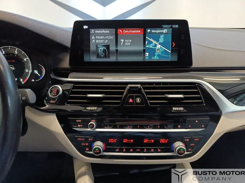 BMW Serie 5 Touring usata a Varese (13)