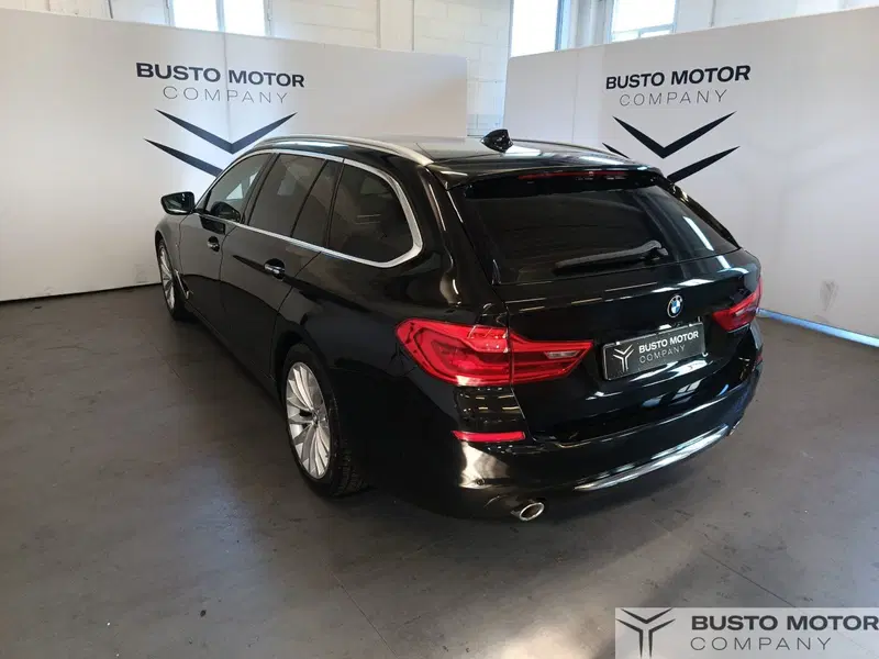 BMW Serie 5 Touring usata a Varese (6)