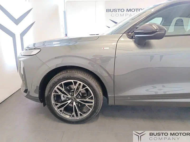 Audi Q3 Sportback usata a Varese (7)