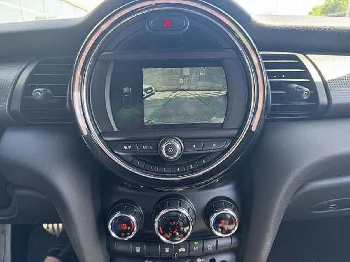 MINI Mini Cabrio usata a Genova (10)
