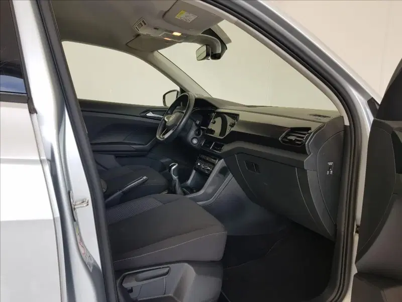 Volkswagen T-Cross usata a Lucca (10)