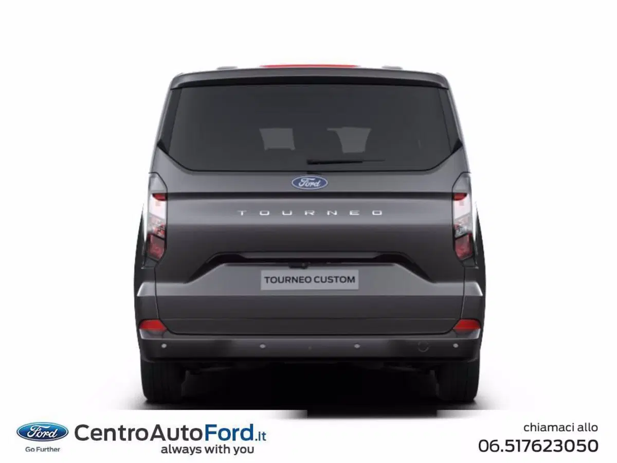 Ford Tourneo Custom nuova a Roma (4)