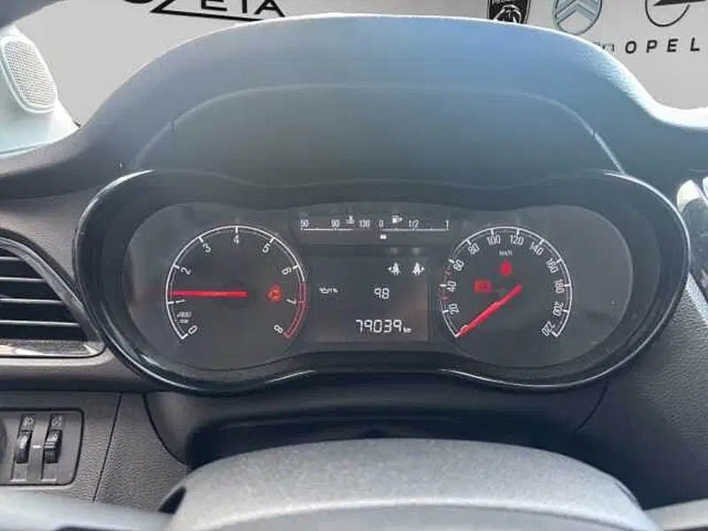Opel Karl usata a Reggio Calabria (12)