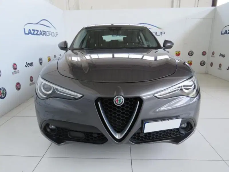 Alfa Romeo Stelvio usata a Lodi (2)