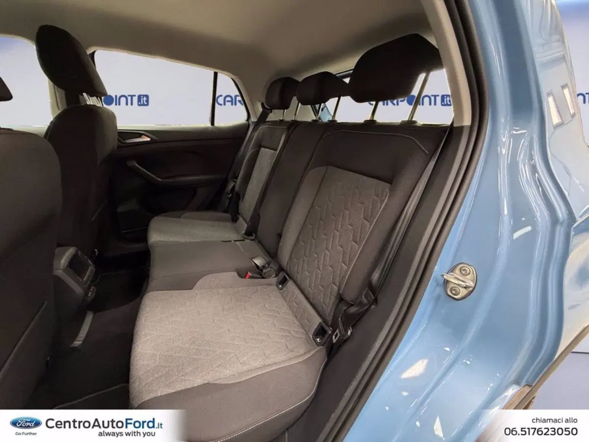 Volkswagen T-Cross usata a Roma (13)