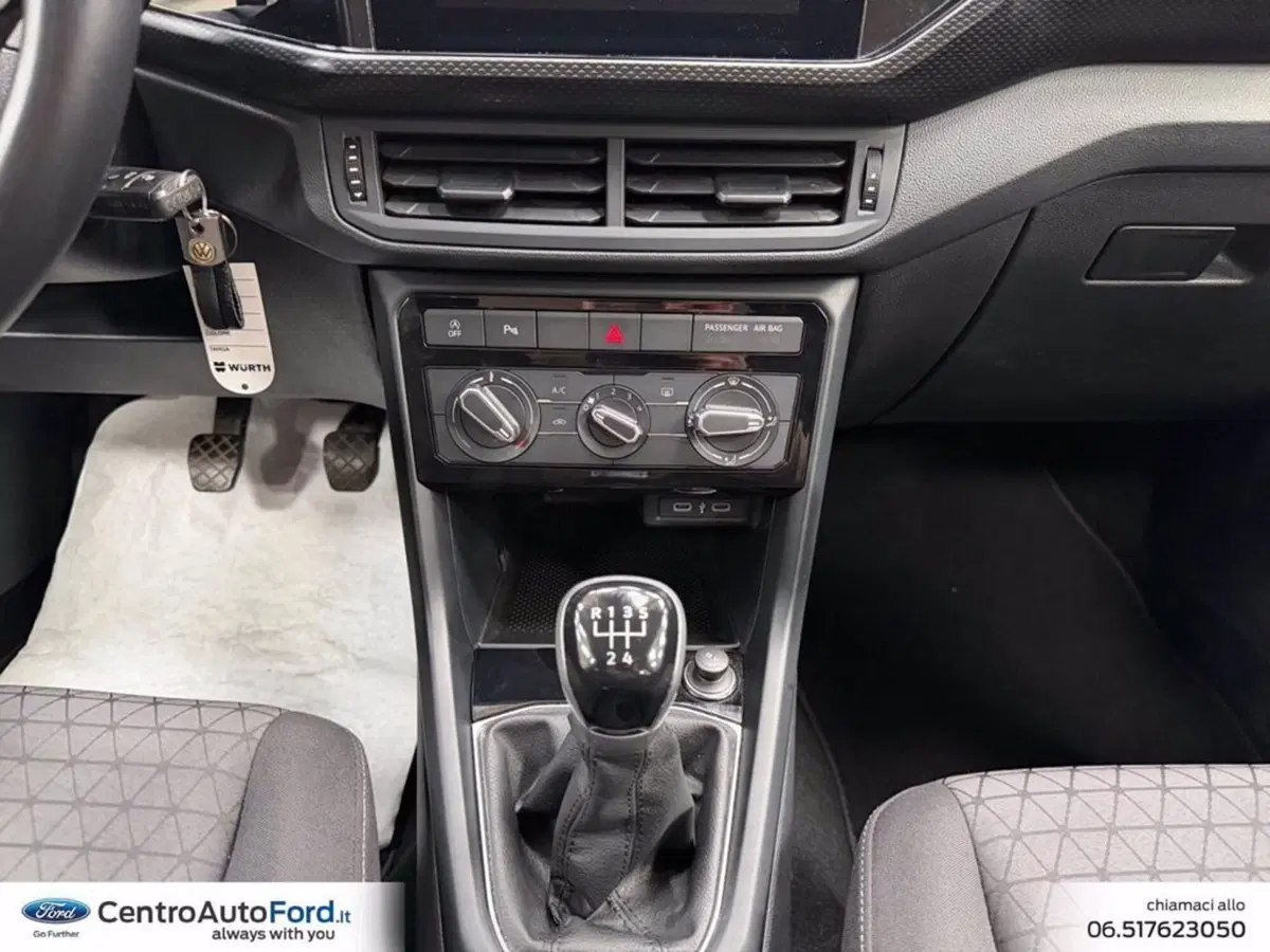 Volkswagen T-Cross usata a Roma (11)