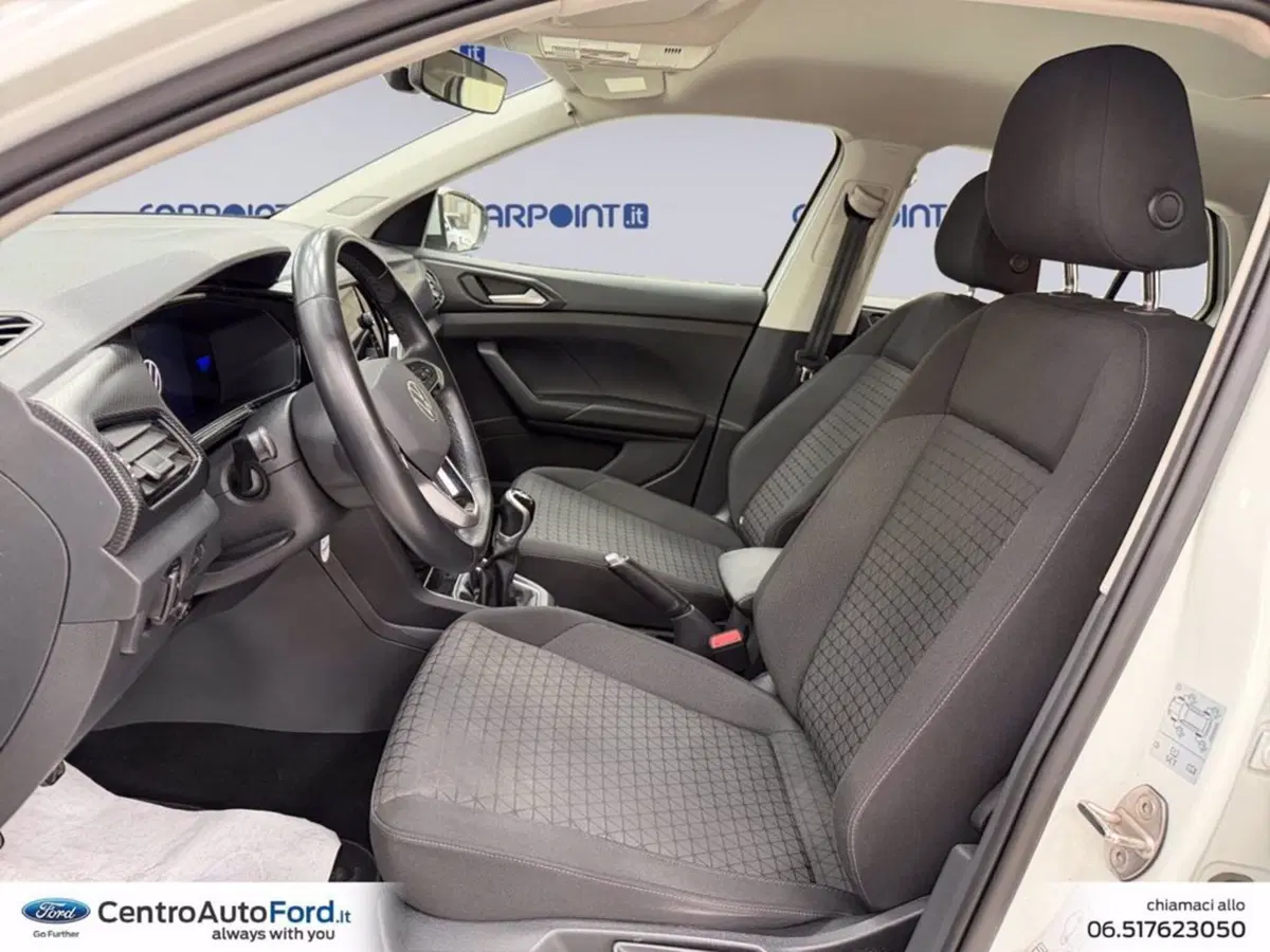 Volkswagen T-Cross usata a Roma (9)